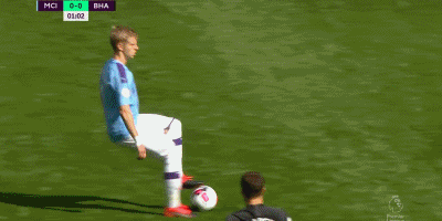 曼联客战维拉首发：谢什科首发，库尼亚、B费、乌加特出战（曼联客场对阵维拉首发出炉：谢什科先发，库尼亚、B费、乌加特登场）